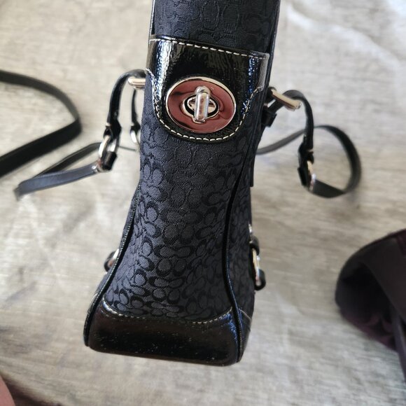 90s Coach - Picture 2 of 5